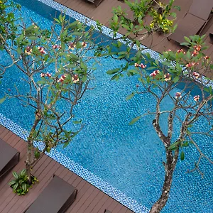 https://hotel-santika-kuta-bali.ubudhotelsnow.com